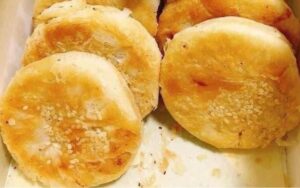 các loại bánh ngọt Trung Quốc bánh nước hạt dẻ