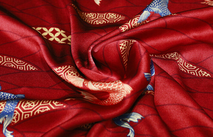 Du lịch Thượng Hải mua gì - vải lụa