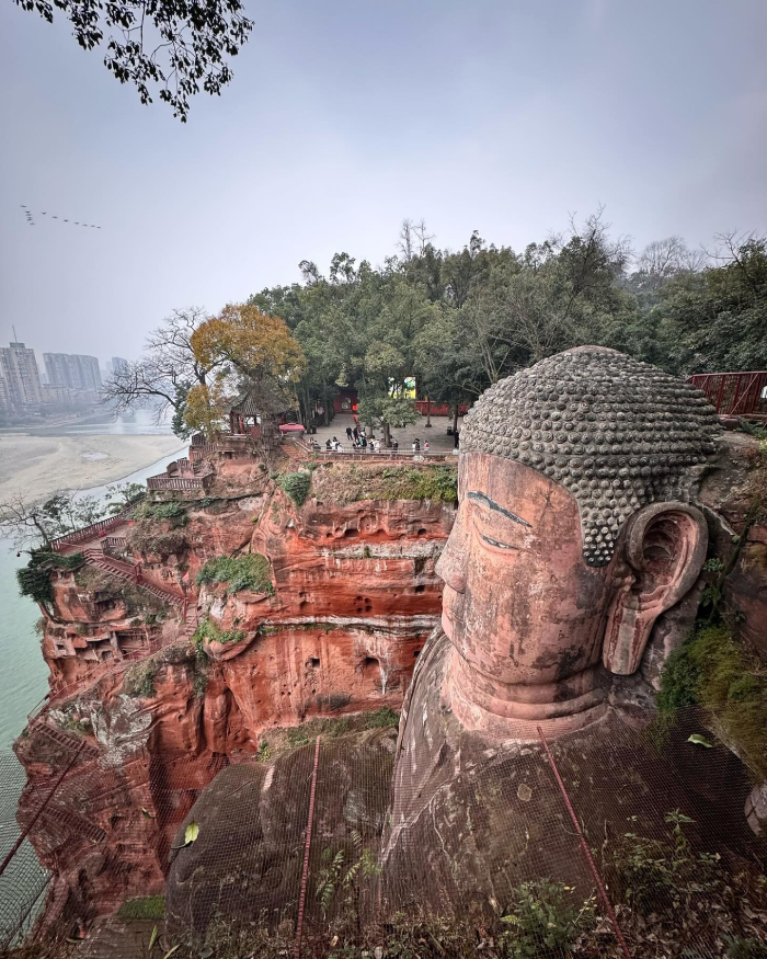 Lạc Sơn Đại Phật